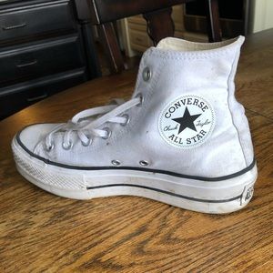 Converse Women’s Chuck Taylor All Star Hi Lift Platform Sneaker